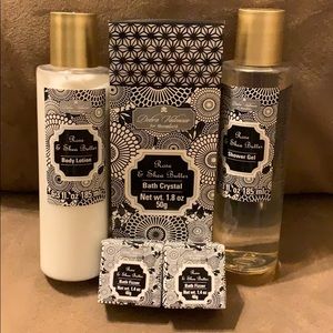 Rose & Shea Butter Debra Valencia Shower Set